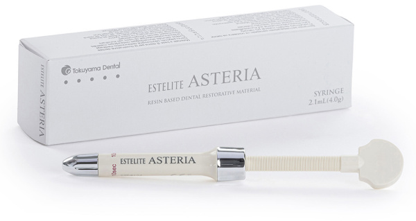 Пломбировочный материал Estelite Asteria, шприц 4,0 г (Токуяма, Япония)